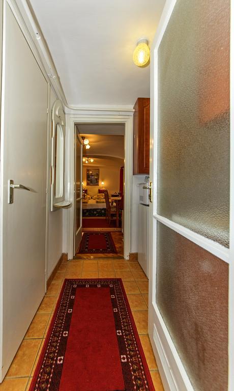Barokk Vendeghaz Hotel Eger Cameră foto